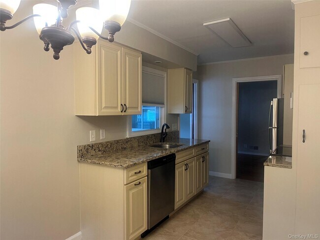 Photo - 3616 Jerusalem Ave