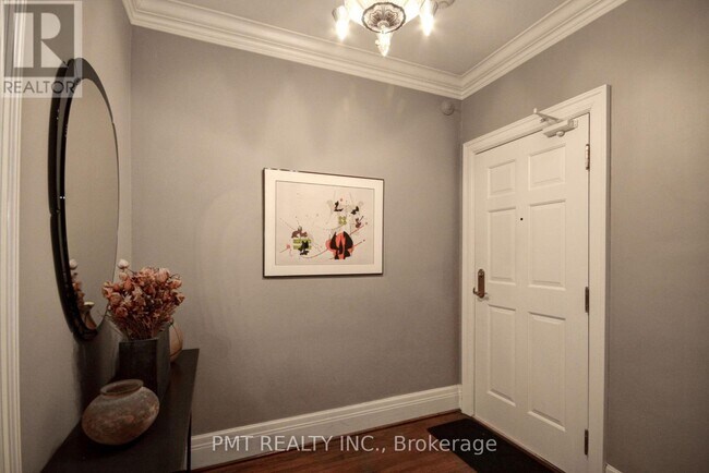 Photo - 150 St Clair Ave W Unit 203