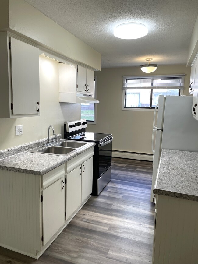 Photo - Oak Hills Apartments