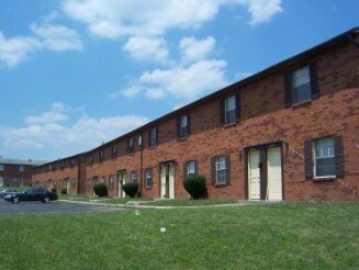 Sandridge Park - Sandridge Park Apartments