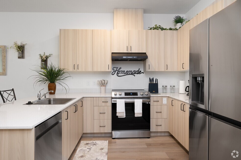 2BD, 1.5BA - 1,060SF - Kitchen