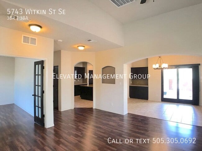 Photo - 5743 Witkin St SE