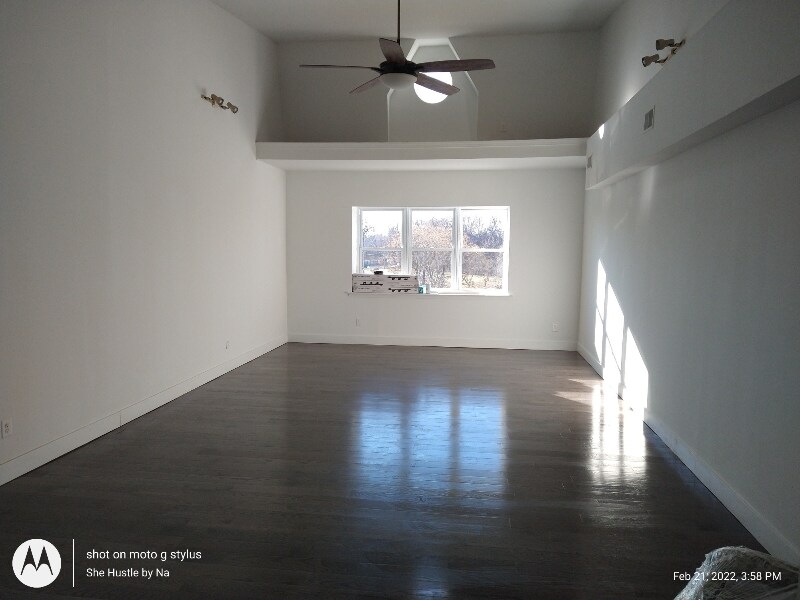 Photo - 1637 N 33rd St Unidad 4