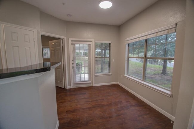 Photo - 2320 Gracy Farms Ln Unit 514
