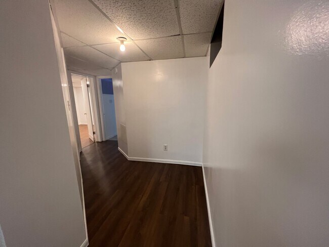 Photo - 428 E Wendell Dr