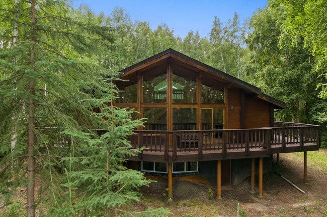 Building Photo - 726 Goldfinch Rd