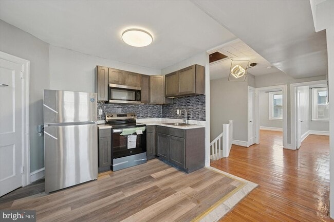 Photo - 1733 67th Ave