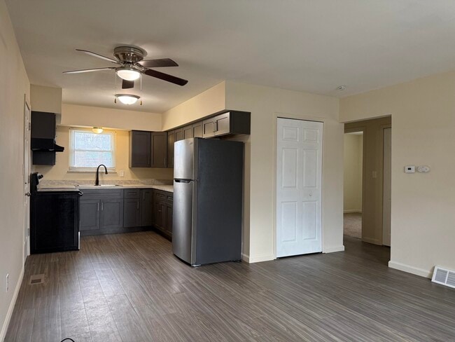 Photo - 61 /63 Maplecrest Dr