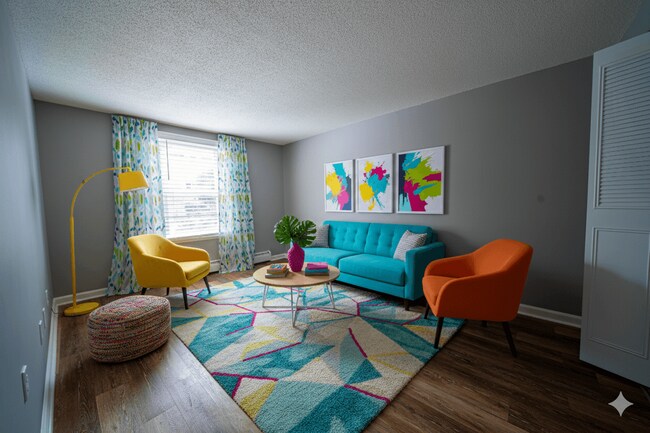 Lincoln Square Apartments