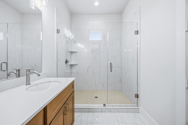 6109 De Campo St