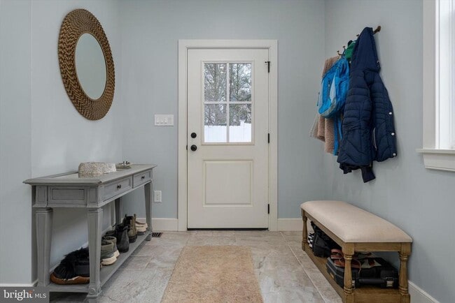 Photo - 3741 River Rd