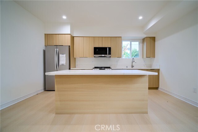 Photo - 257 S Ave 54