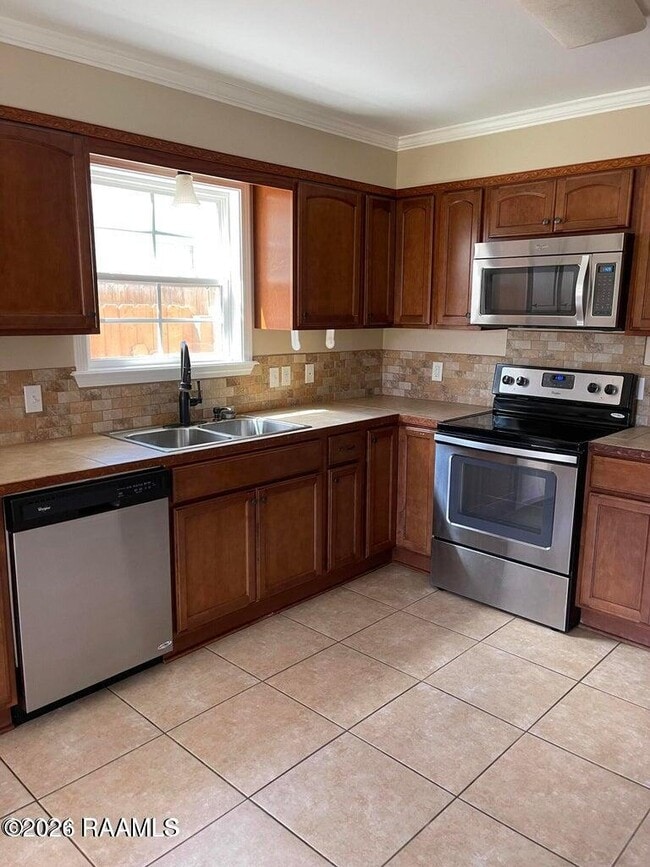 Photo - 205 W Monroe St