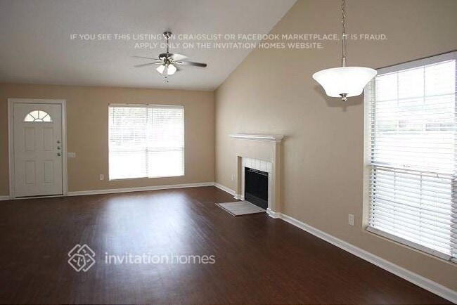 501 Kalmia Dr