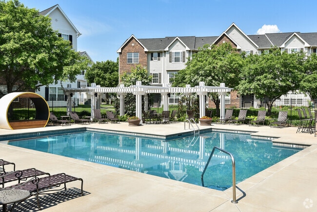 Building Photo - Woodbury Park at City Centre Rental