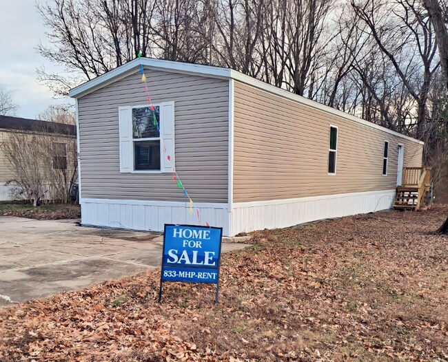 Photo - 87 Deerwood Park