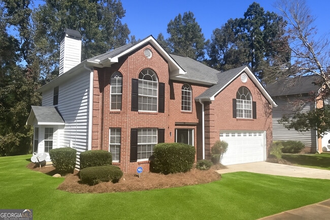 Building Photo - 92 Gleneagles Way