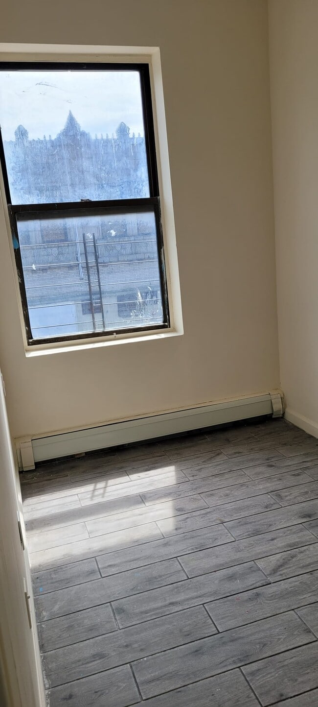 Photo - 1875 Carter Ave Unidad 1s