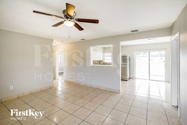 Photo - 18000 NW 6th Ct