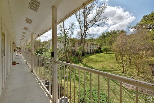 Building Photo - 5320 Balcones Dr Unit E Rental
