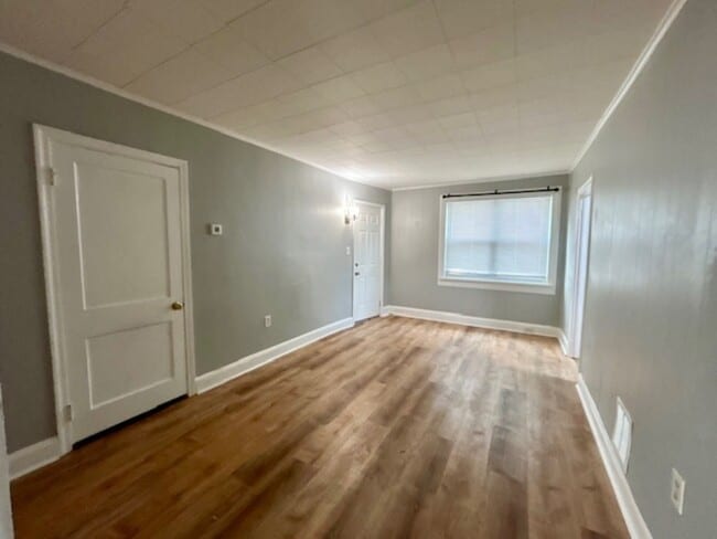 Building Photo - 1411 Filbert St Rental