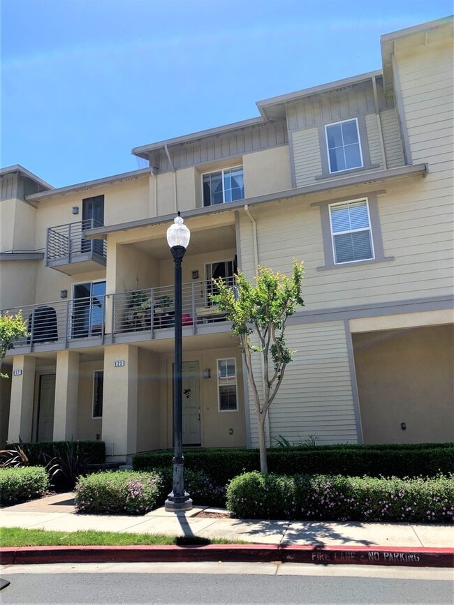 Photo - Beautiful 3 bedroom, 3 bath Condo in prime San Jose Location