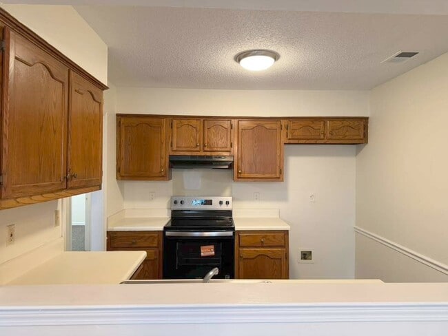 Photo - 6914 Snyder Rd