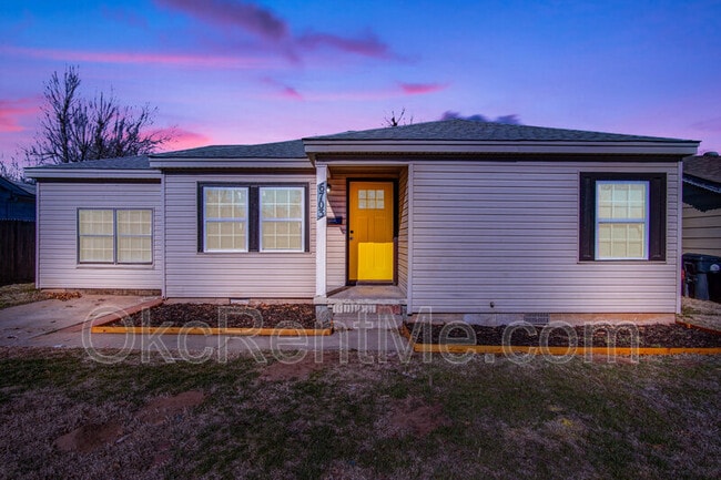 Building Photo - 6703 NW 25th St