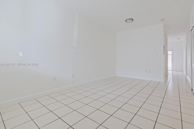 Photo - 1663 SE 27th Dr Unit 105