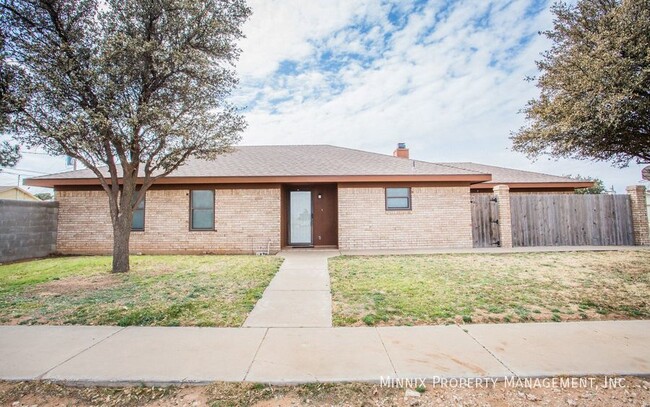 Photo - 4701 Country Club Dr Casa