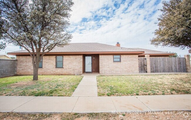 Building Photo - 4701 Country Club Dr Rental