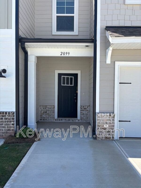 Photo - 2099 Denmark Ave SE