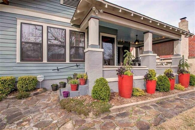 Photo - 3810 Compton-