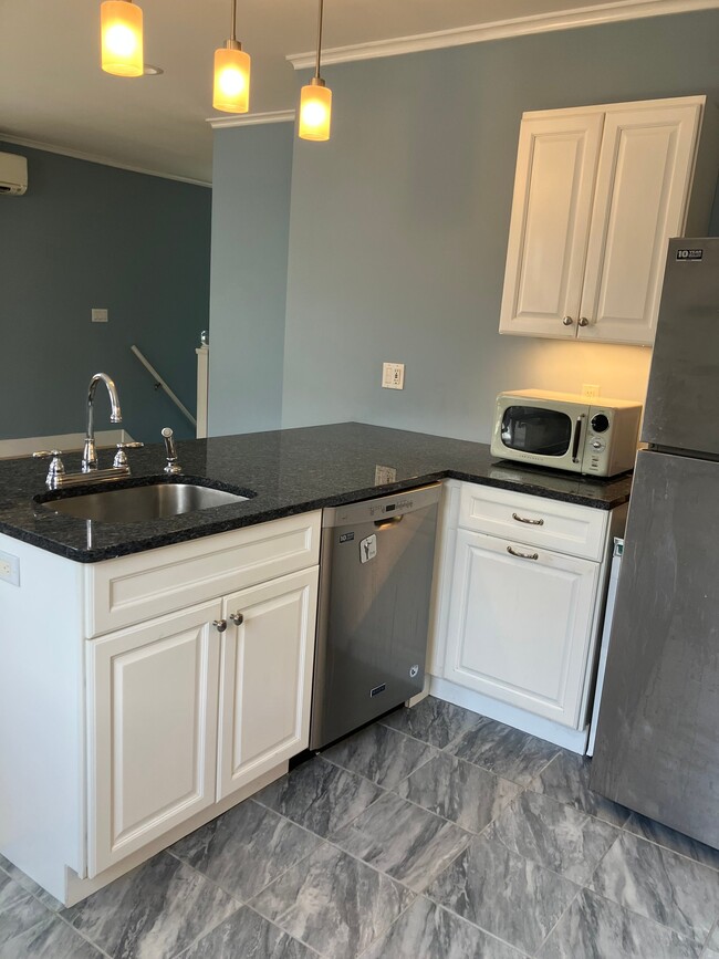 Photo - 11 Center Ave Unit 2