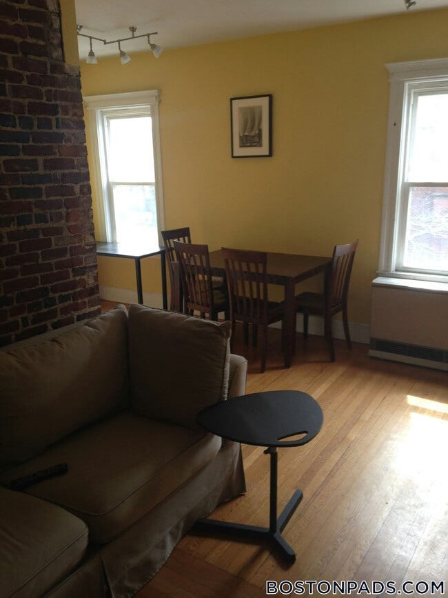 Photo - 229 Harvard St Unidad 5