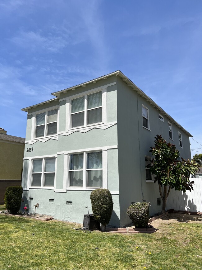 Building Photo - 2459 Torrance Blvd Unit 4