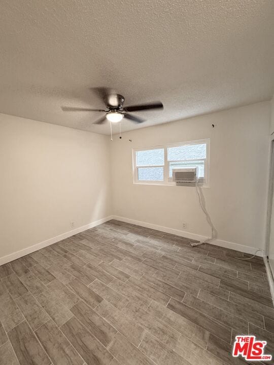 Photo - 4115 W Century Blvd Unit 4