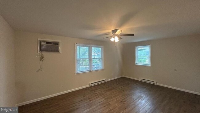 Building Photo - 1022 Fox Chase Rd Rental