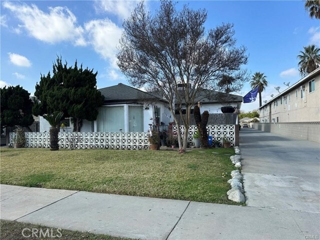 Building Photo - 329 N Montebello Blvd Unit 1