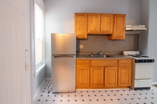 1732 N 25th St Unit 2nd Fl