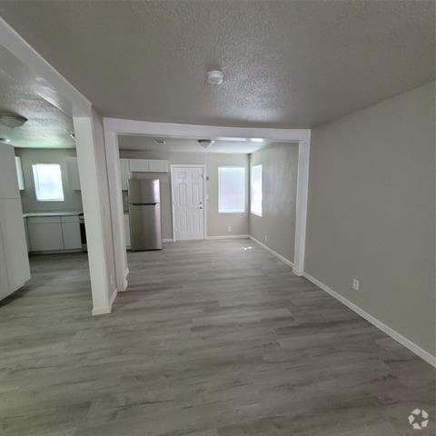 Building Photo - 209 W Purdom Rental