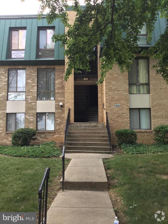 Building Photo - 1018 Brinker Dr Unit 201 Rental