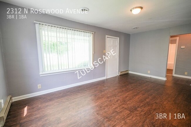 Photo - 2312 N Rosewood Ave