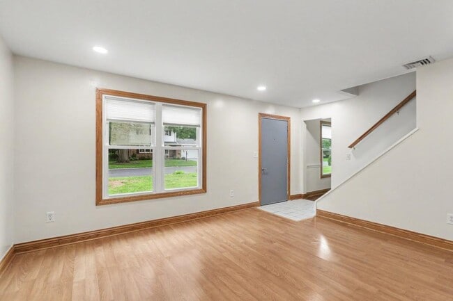 Photo - 136 Brookside Ave