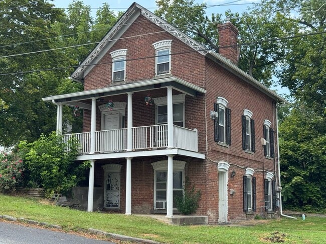 Photo - 85 Montgomery St Unidad 1