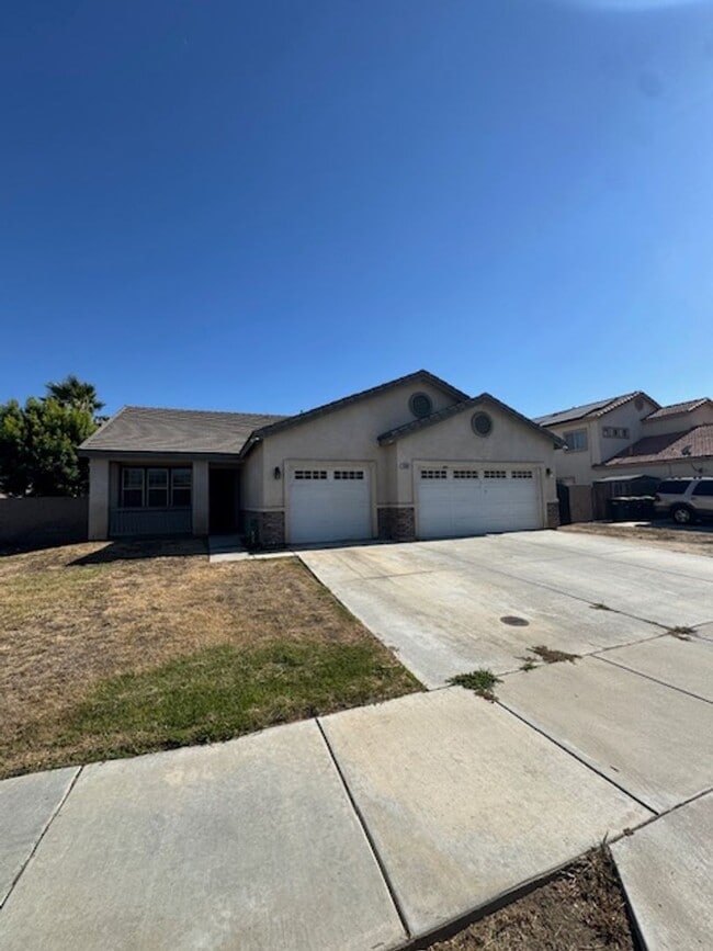 Building Photo - Beautiful Home Coming Soon!