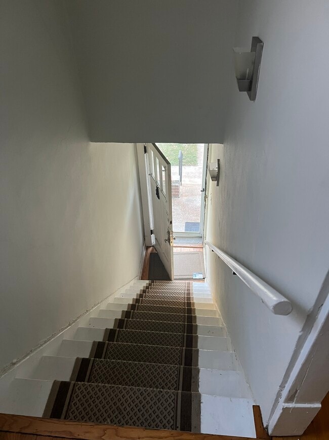 Photo - 1229 Claytonia Ter Unit 2