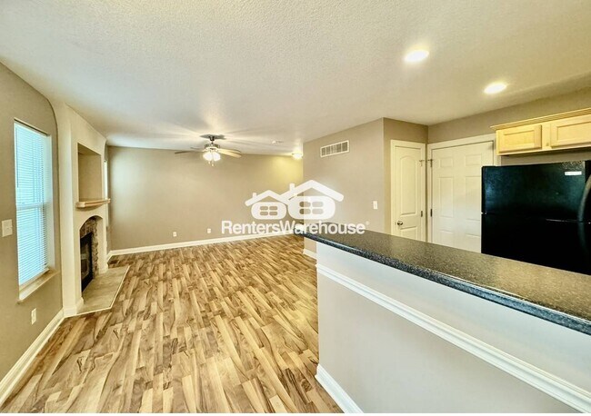 Photo - 2004 63rd St