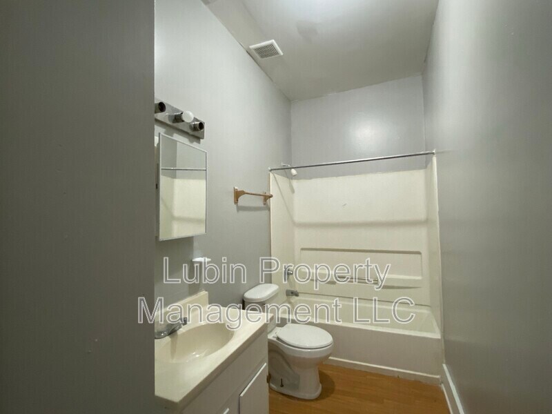 Photo - 1060 Delmar Ave