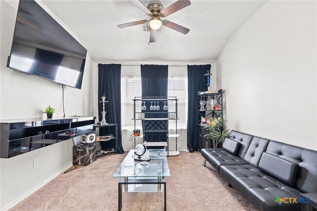 Photo - 201 Danielle Dr